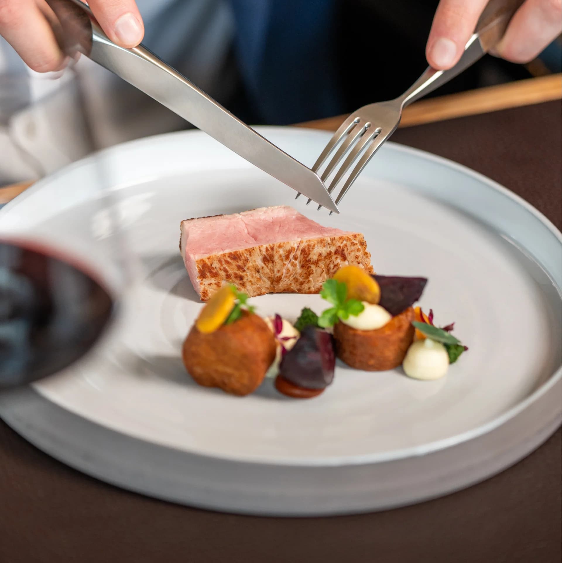 Reflections by Copenhagen tableware